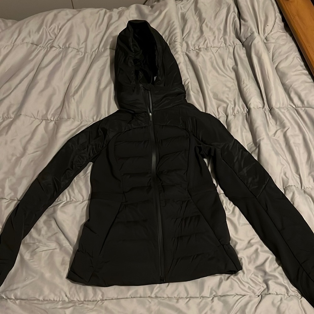 Lululemon down for it all jacket